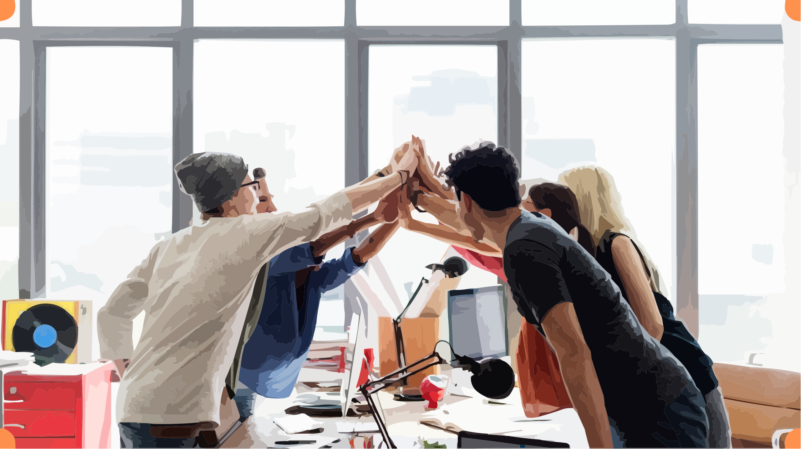 Equipo de marketing digital diseñando estrategias innovadoras en Embudo